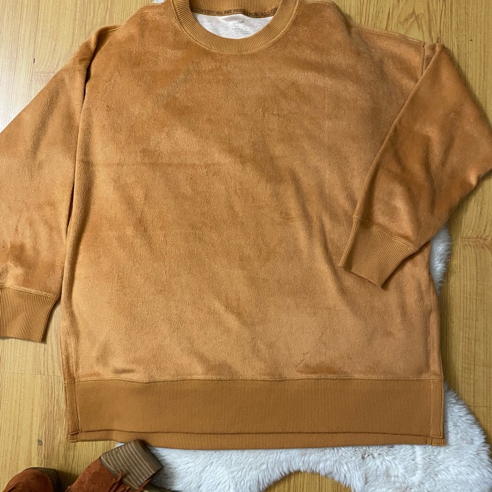 New aerie pullover sweater L